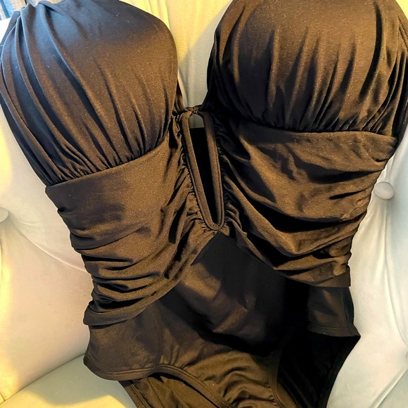 One piece black rushed bathing suit - Picture 5 of 10